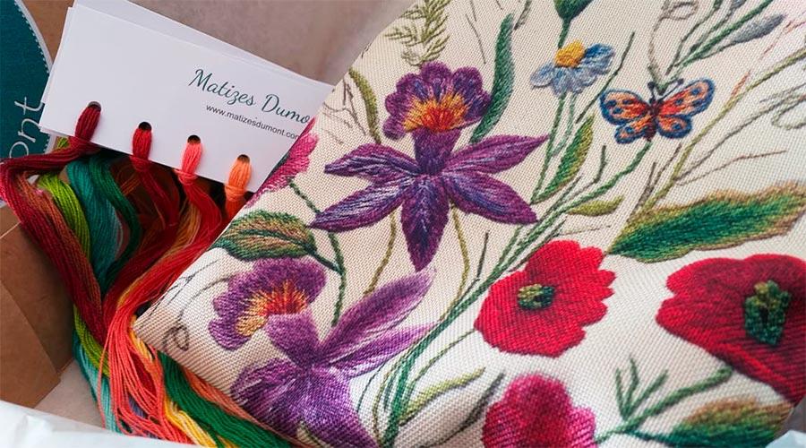 Risco para Bordado - Tema "Orquídeas e Papoulas"